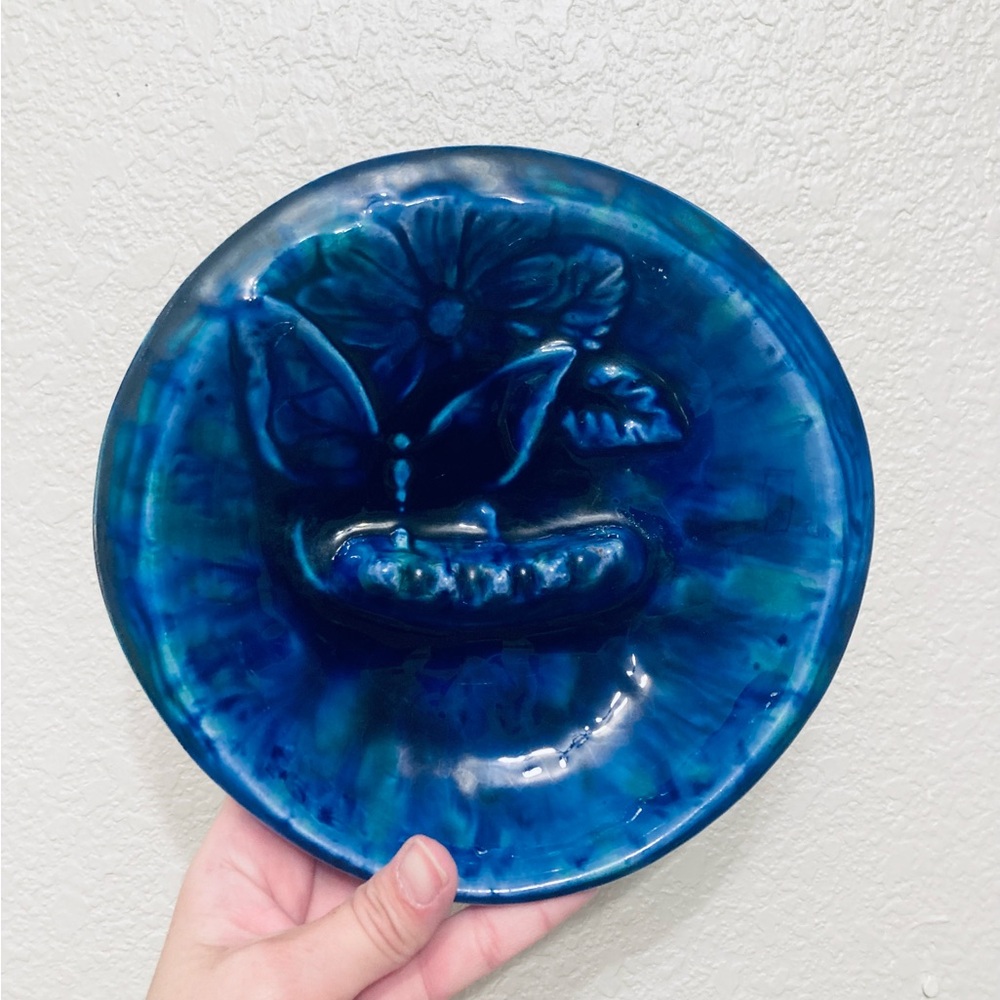 Gorgeous glazed blue and green ceramic pottery ash tray butterfly flowers